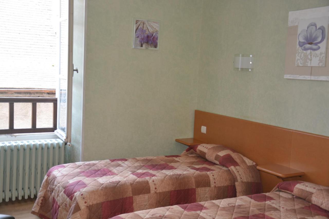 Logis Hotel De France Arudy Dış mekan fotoğraf