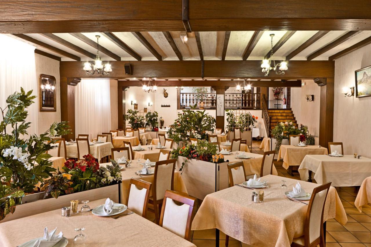 Logis Hotel De France Arudy Dış mekan fotoğraf