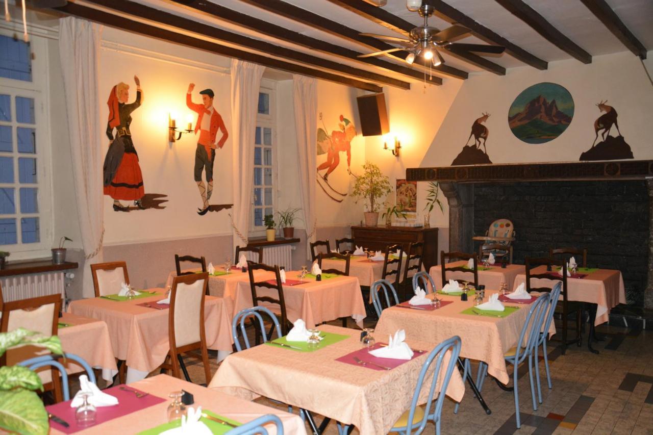 Logis Hotel De France Arudy Dış mekan fotoğraf