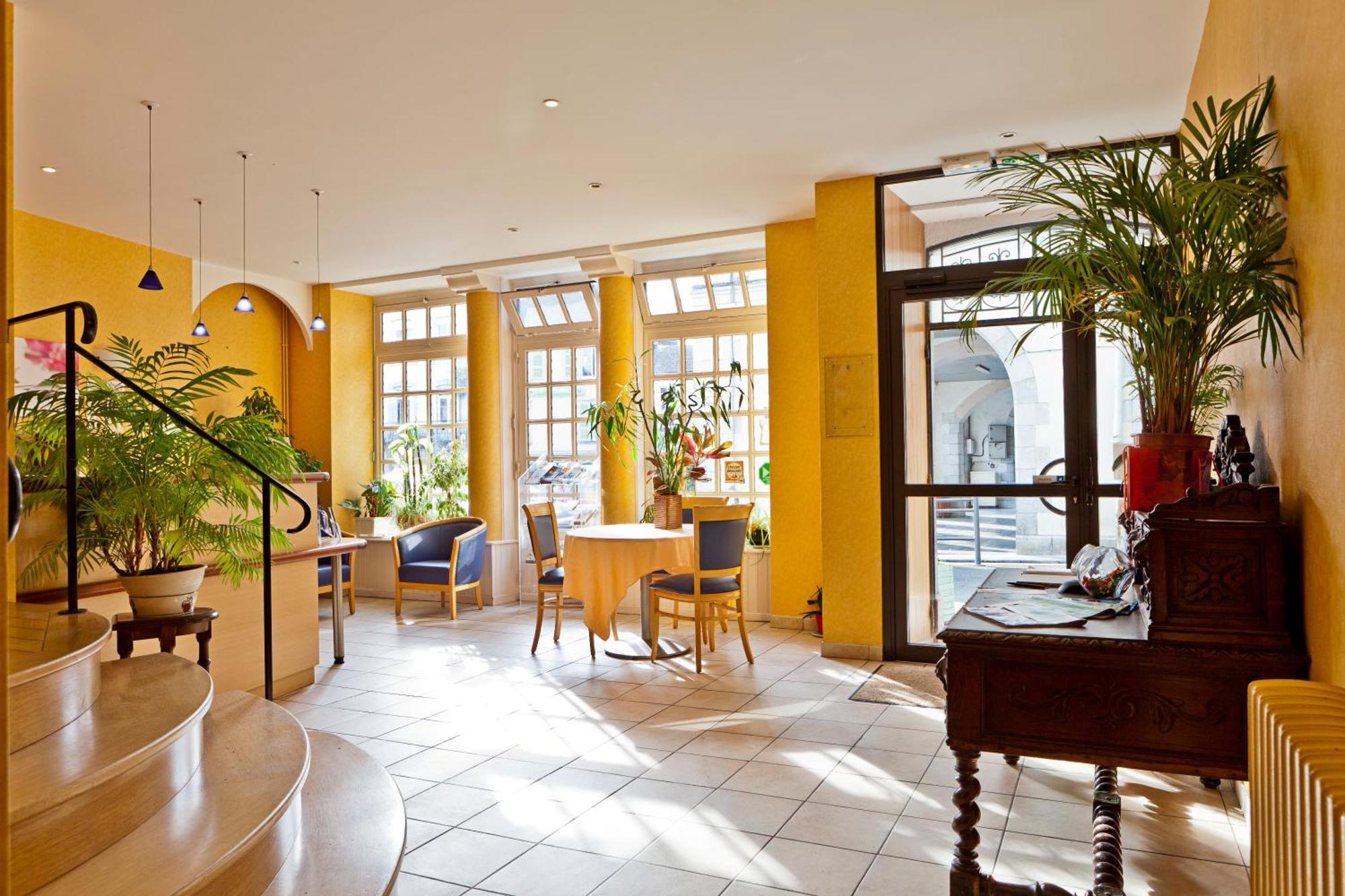 Logis Hotel De France Arudy Dış mekan fotoğraf