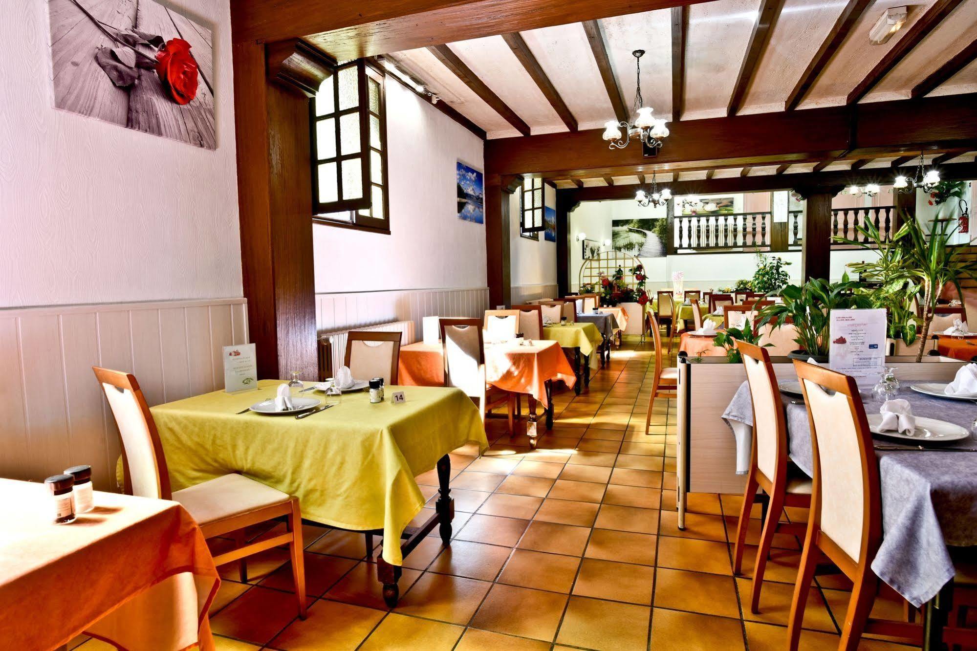Logis Hotel De France Arudy Dış mekan fotoğraf